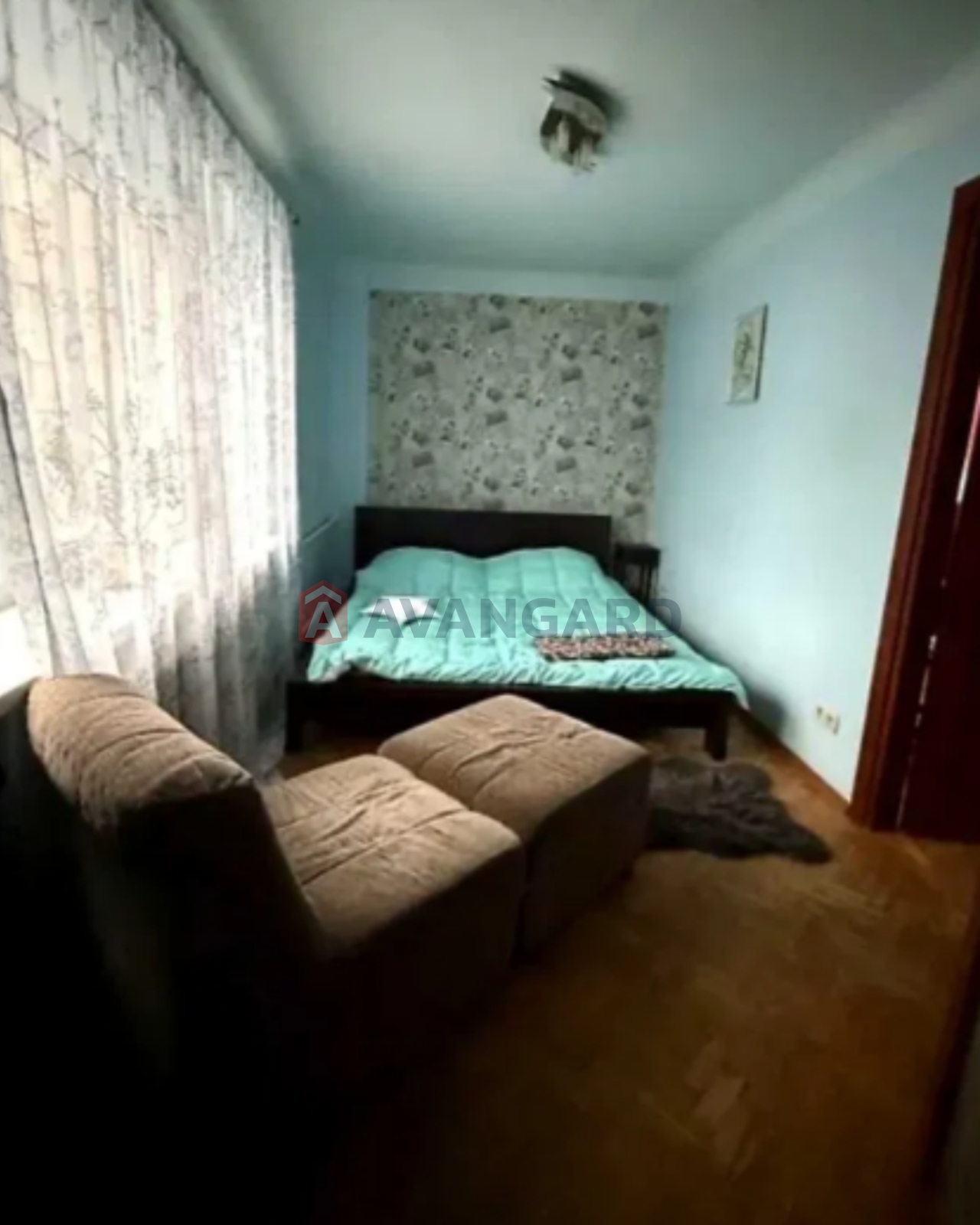 2 ��. ��������, 47 / 32 / 6 � ��. �., 3/5 ������ ���� 5