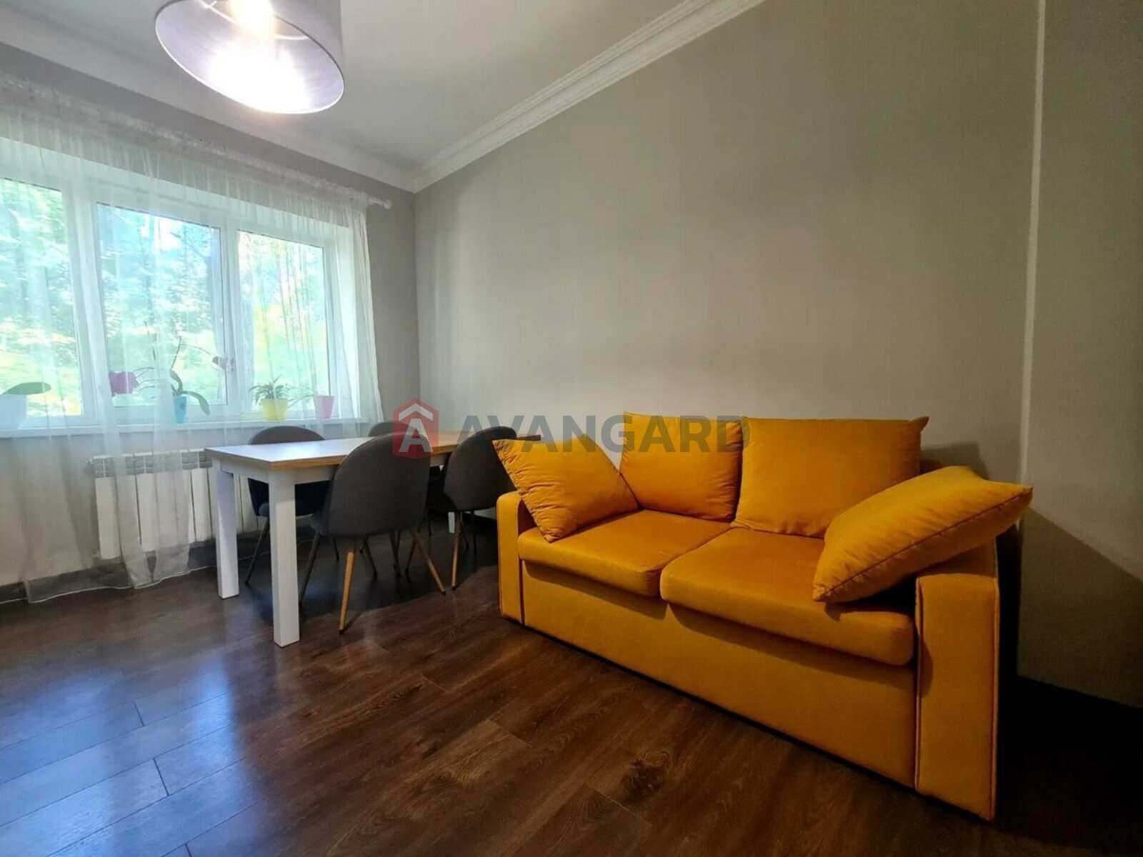 3 ��. ��������, 60/41/5 ��. �., 2/4 ������ ���� 7