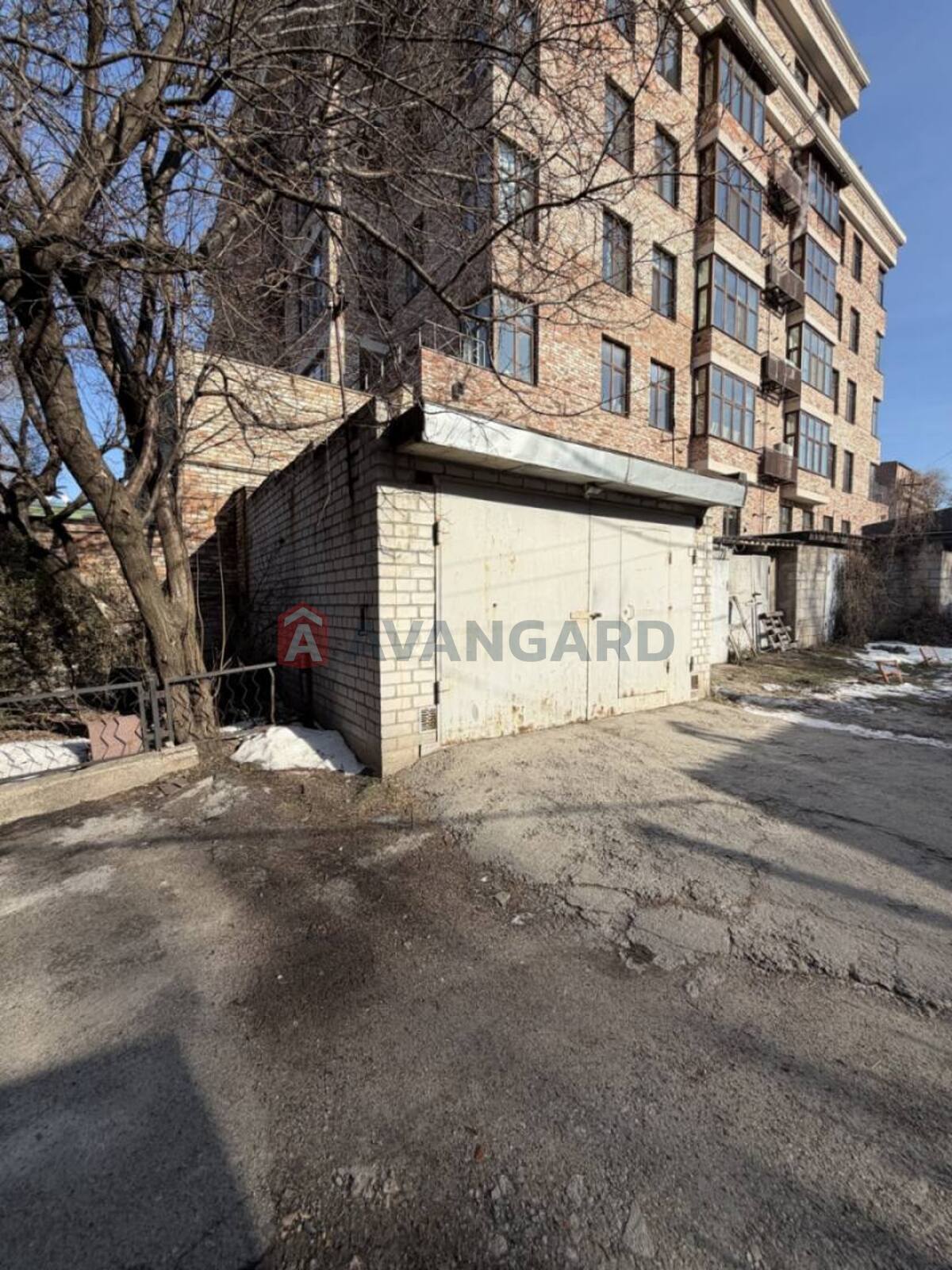 2 ����. ��������, 50,5/27,8/6,3 ��. �., 3/3 ���� ���� 11