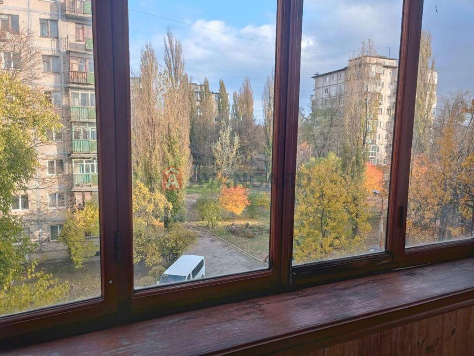 2 ��. ��������, 48/-/7 ��. �., 4/5 ������ ���� 5