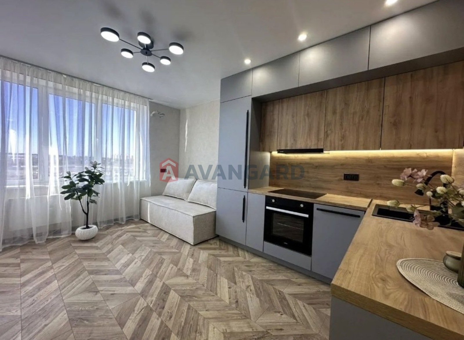 1 ����. ��������, 35/13/16 ��. �., 4/4 ���� ���� 2