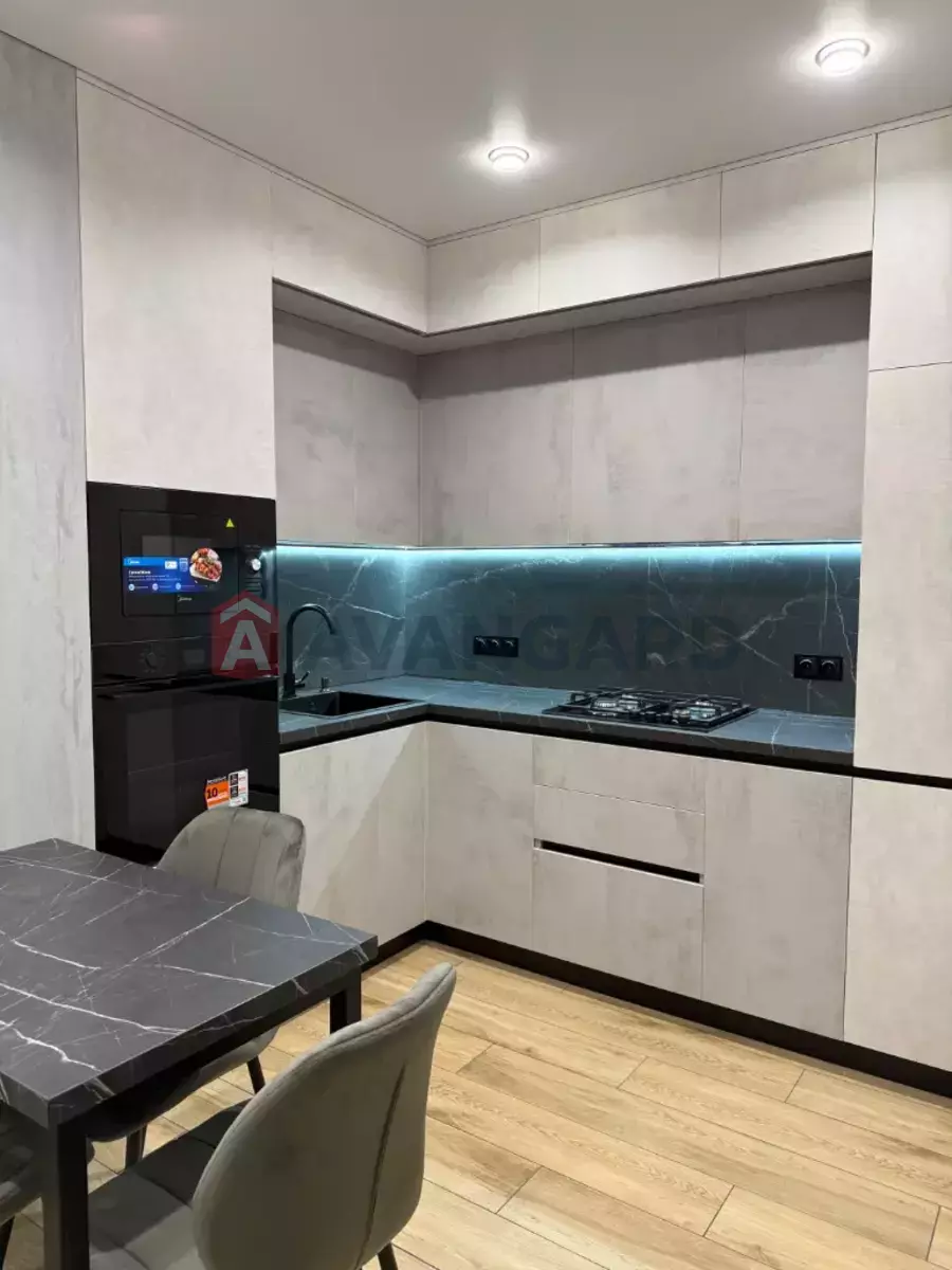 2 ��. ��������, 55/-/20 ��. �., 4/10 ������ ���� 10