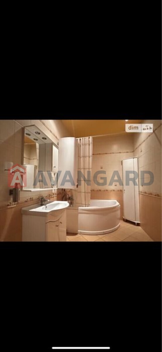 3 ����. ��������, 109/-/14 ��. �., 6/8 ���� ���� 12