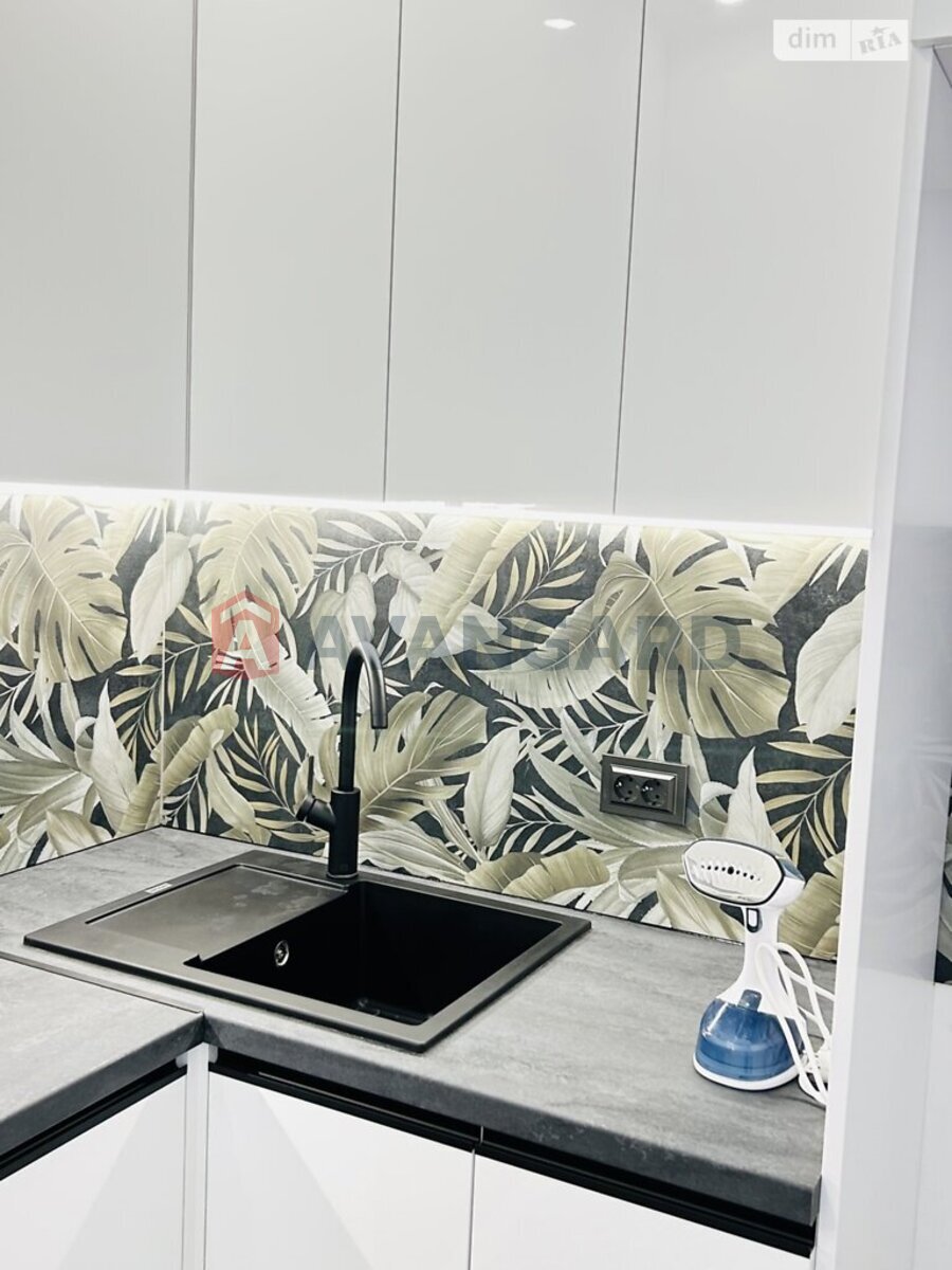 1 кім. квартира, 35/-/- кв. м., 6/7 поверх фото 4 1 кім. квартира, 35/-/- кв. м., 6/7 поверх фото 4