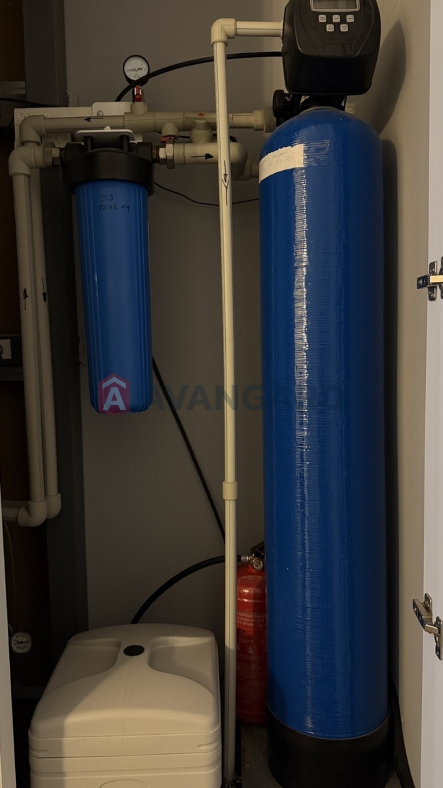 6 ��. ��������, 388/210/24 ��. �., 5/6 ������ ���� 17