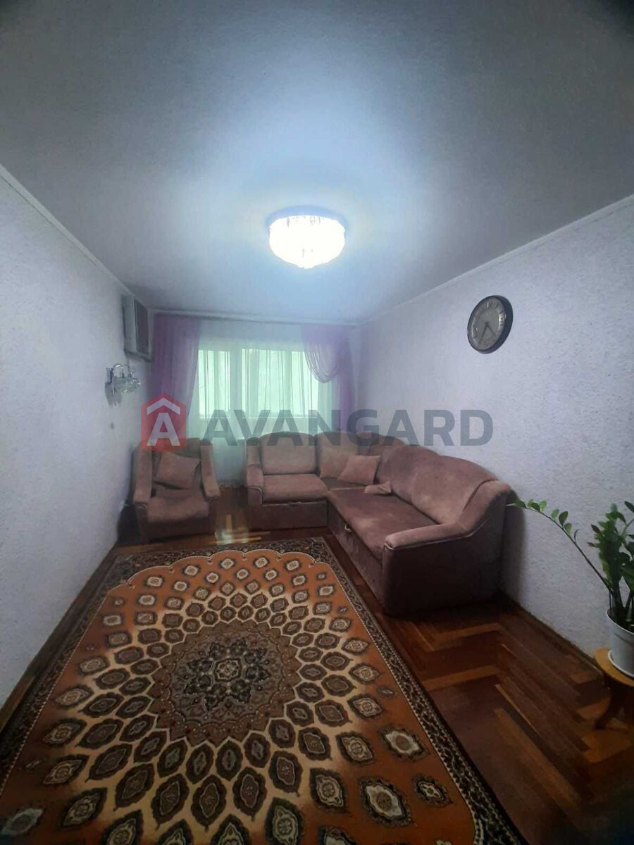 3 ��. ��������, 66/41.1/8 ��. �., 2/9 ������ ���� 5