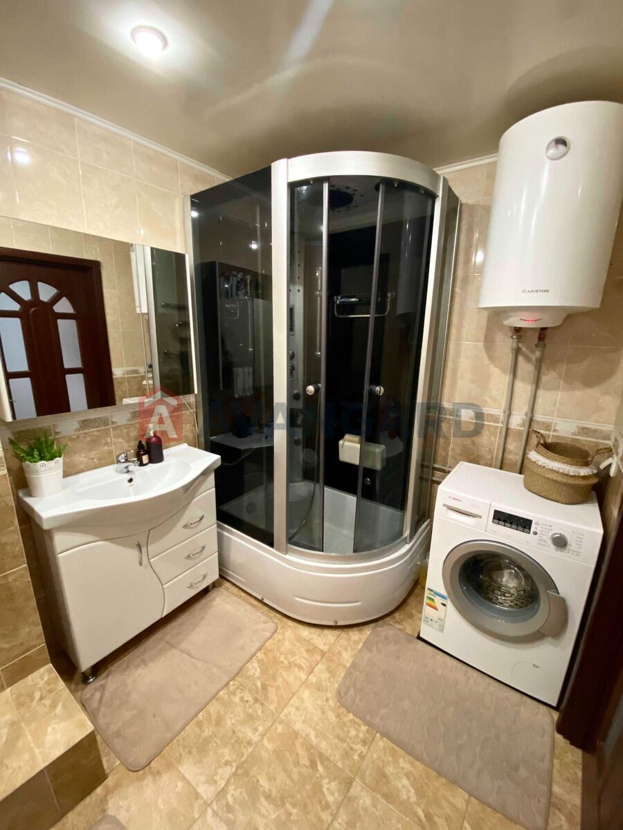 3 ����. ��������, 69/-/8 ��. �., 9/9 ���� ���� 5