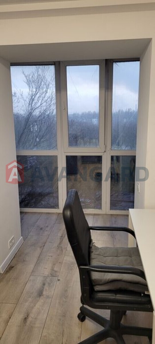 2 ��. ��������, 71/-/23 ��. �., 4/15 ������ ���� 9