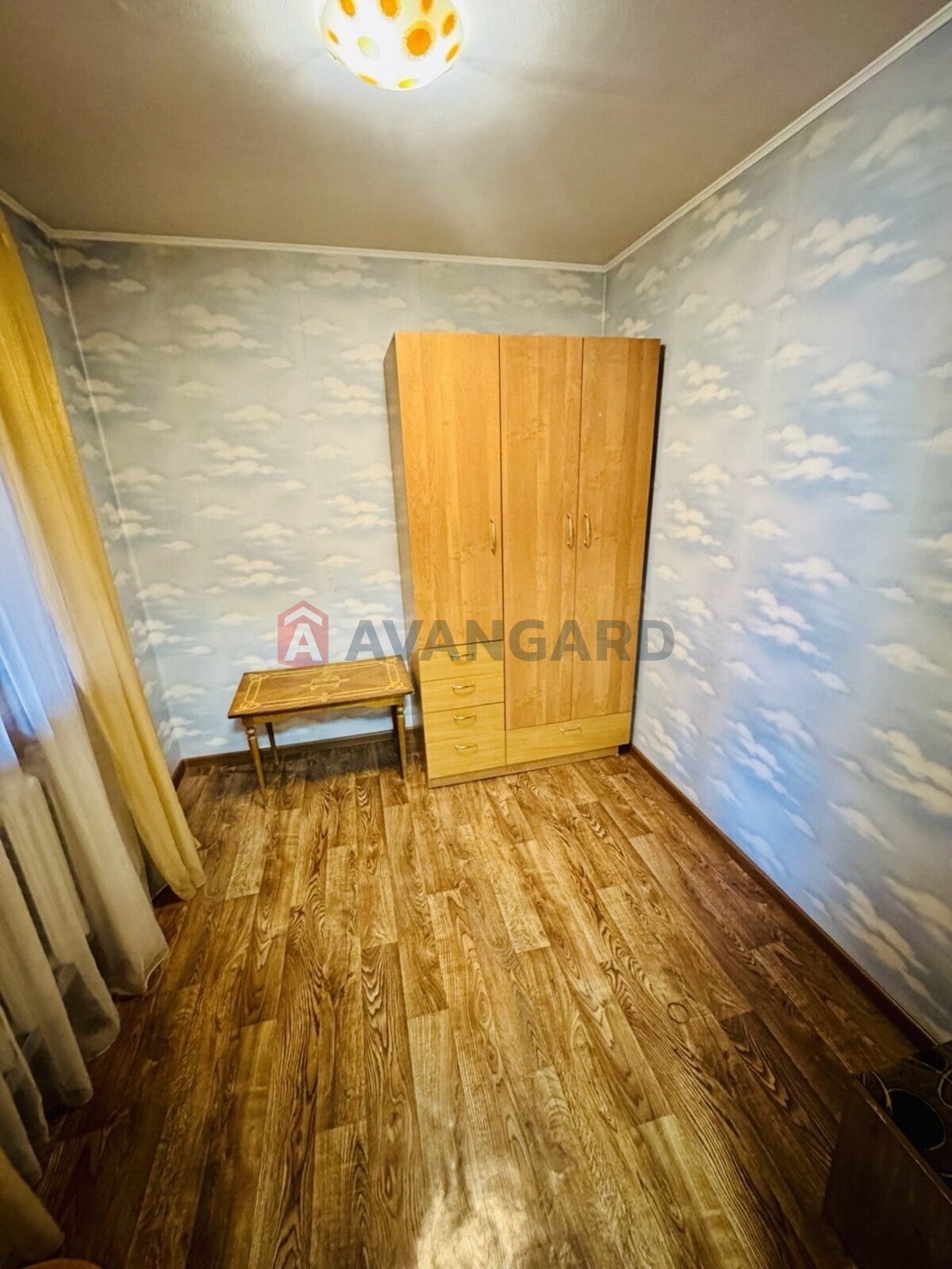 2 ����. ��������, 50/-/10 ��. �., 7/14 ���� ���� 14