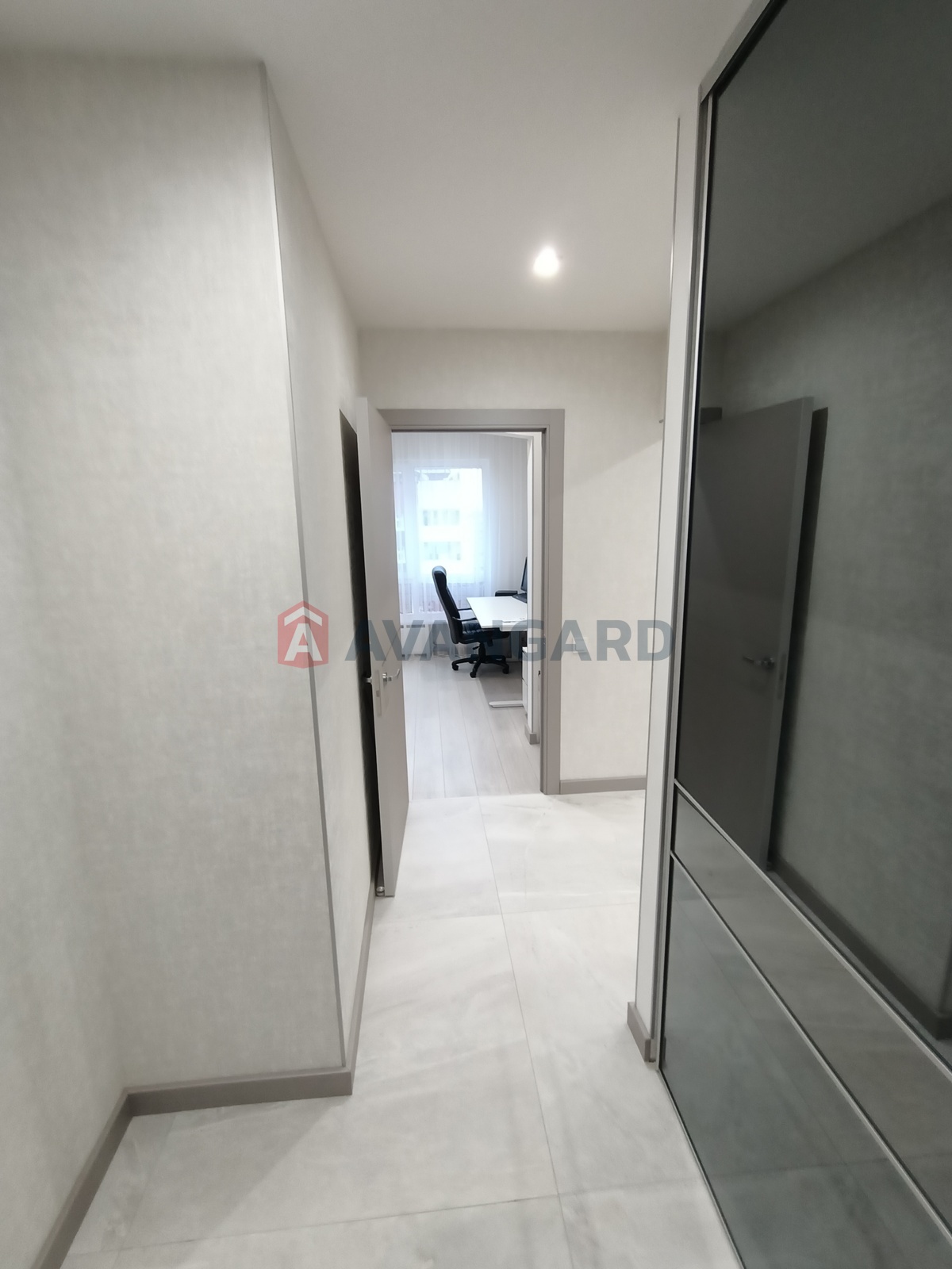 4 кім. квартира, 96/-/25 кв. м., 10/10 поверх фото 21 4 кім. квартира, 96/-/25 кв. м., 10/10 поверх фото 21