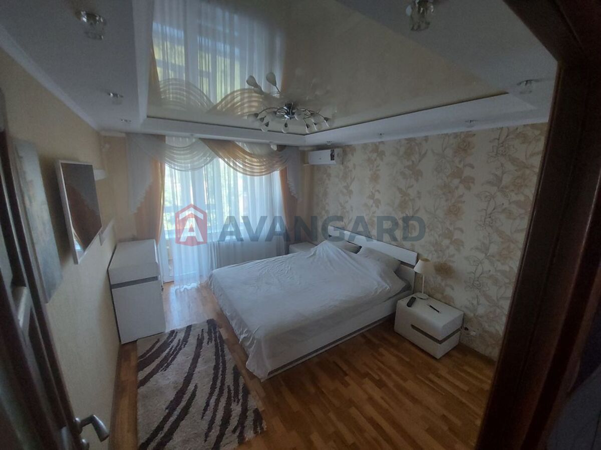 3 ��. ��������, 68/-/9 ��. �., 9/9 ������ ���� 14