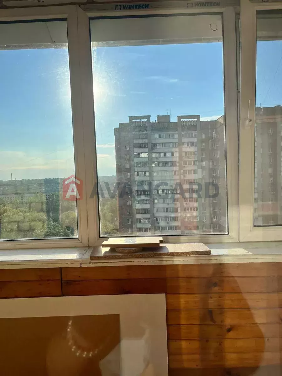 3 ��. ��������, 70/-/- ��. �., 11/16 ������ ���� 5