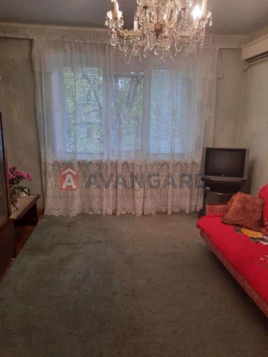 3 ����. ��������, 61/-/9 ��. �., 3/9 ���� ���� 10