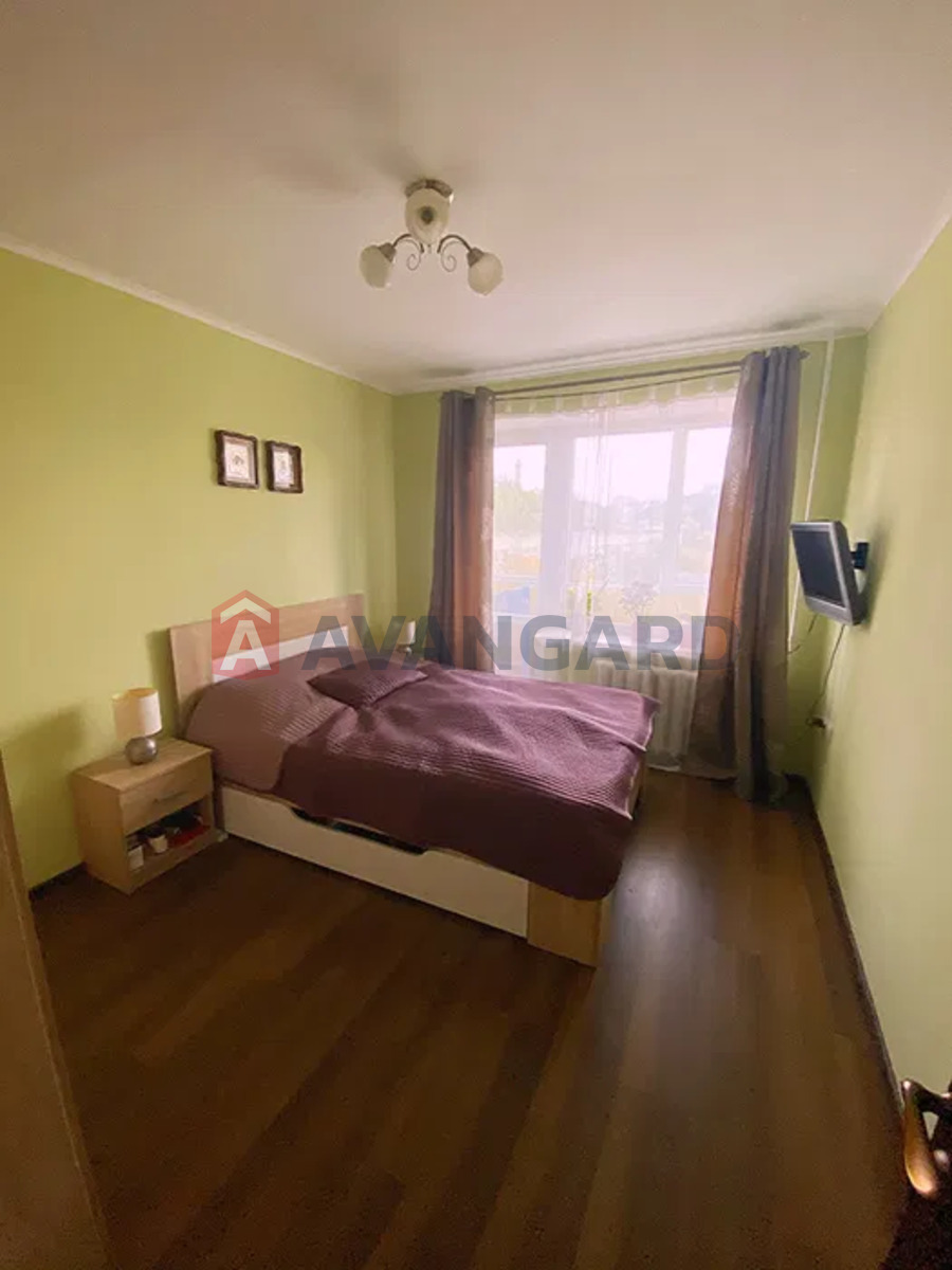 4 ��. ��������, 71/-/9 ��. �., 8/9 ������ ���� 2