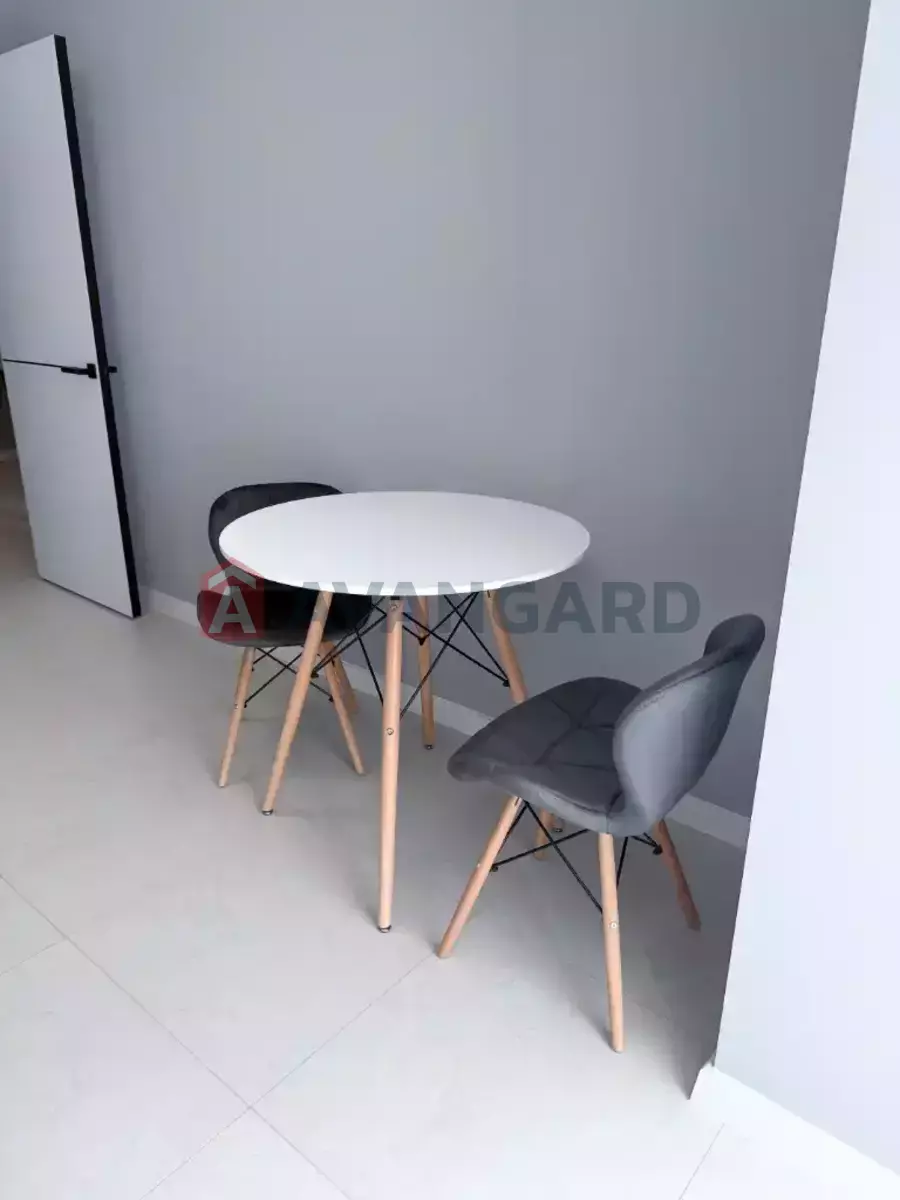 1 ��. ��������, 42/-/18 ��. �., 9/10 ������ ���� 6