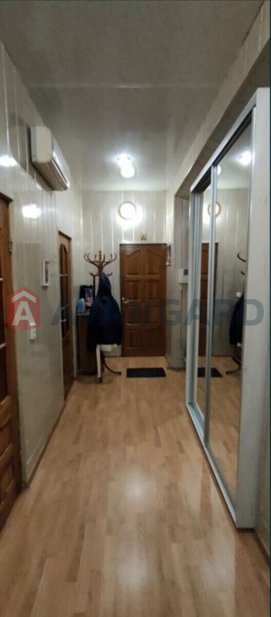 3 ����. ��������, 76/-/12 ��. �., 3/5 ���� ���� 21