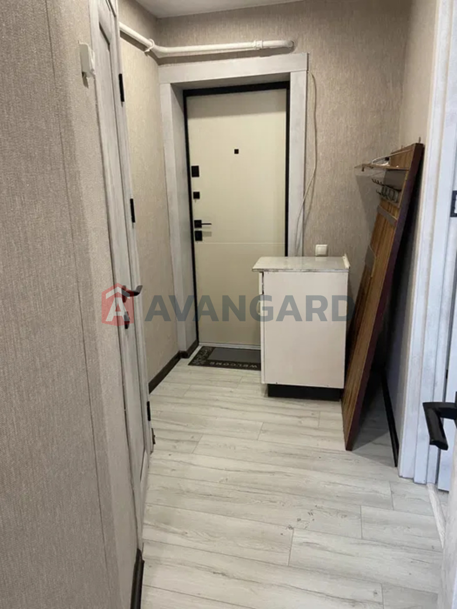 1 ��. ��������, 29/17/6 ��. �., 1/5 ������ ���� 9