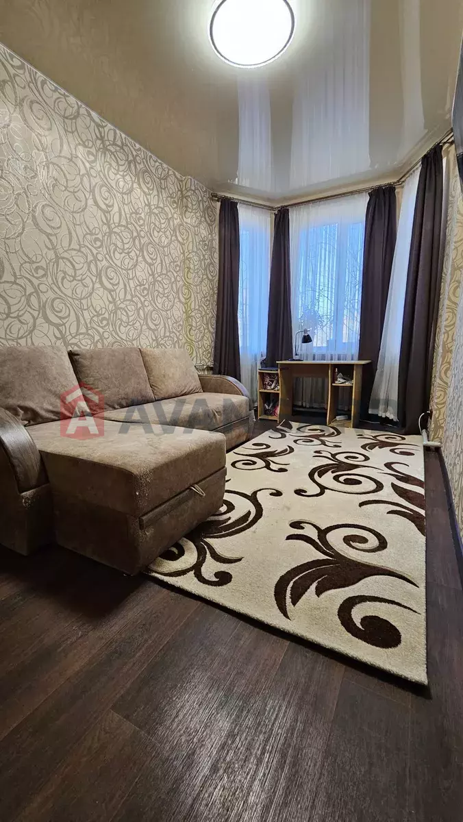 2 ��. ��������, 50/-/8 ��. �., 1/2 ������ ���� 6