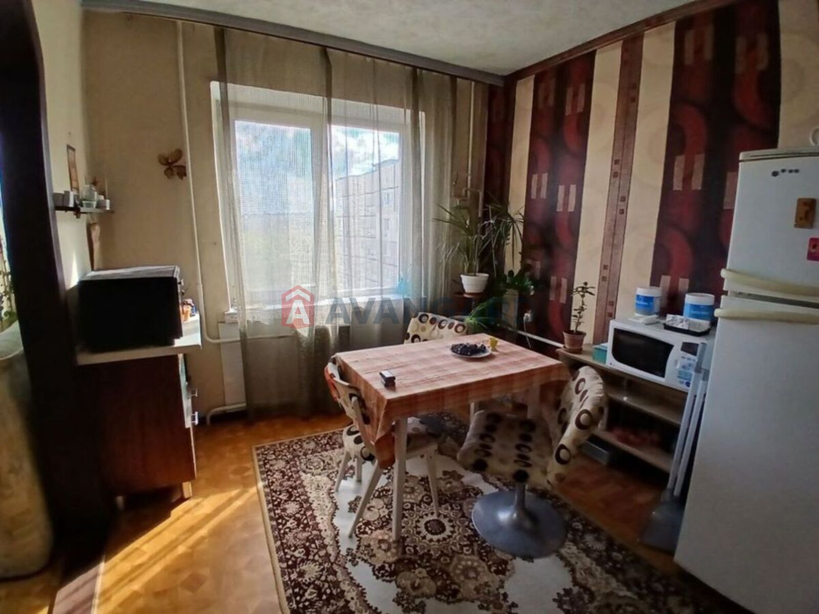 3 . , 67/-/8 . ., 8/9   4