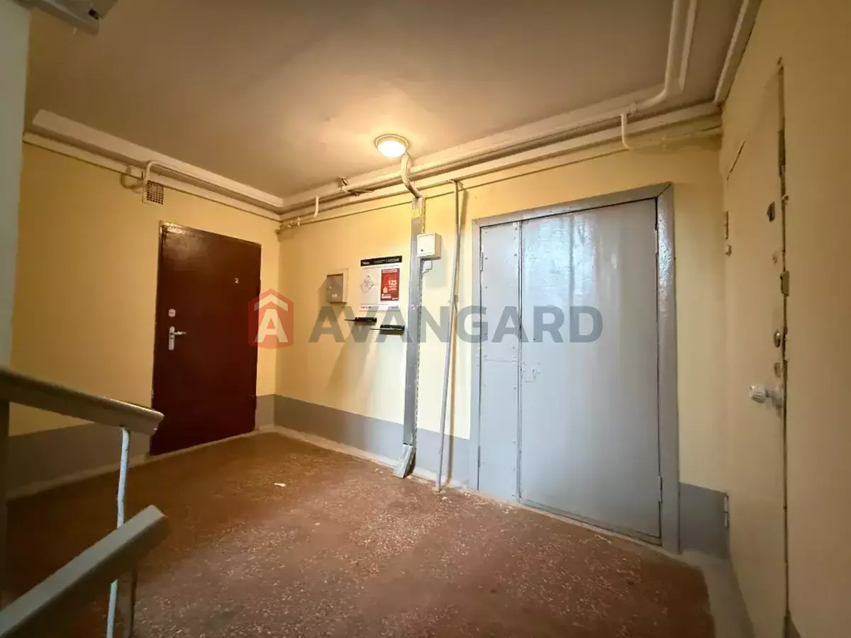 2 ��. ��������, 45/27/7 ��. �., 10/11 ������ ���� 18