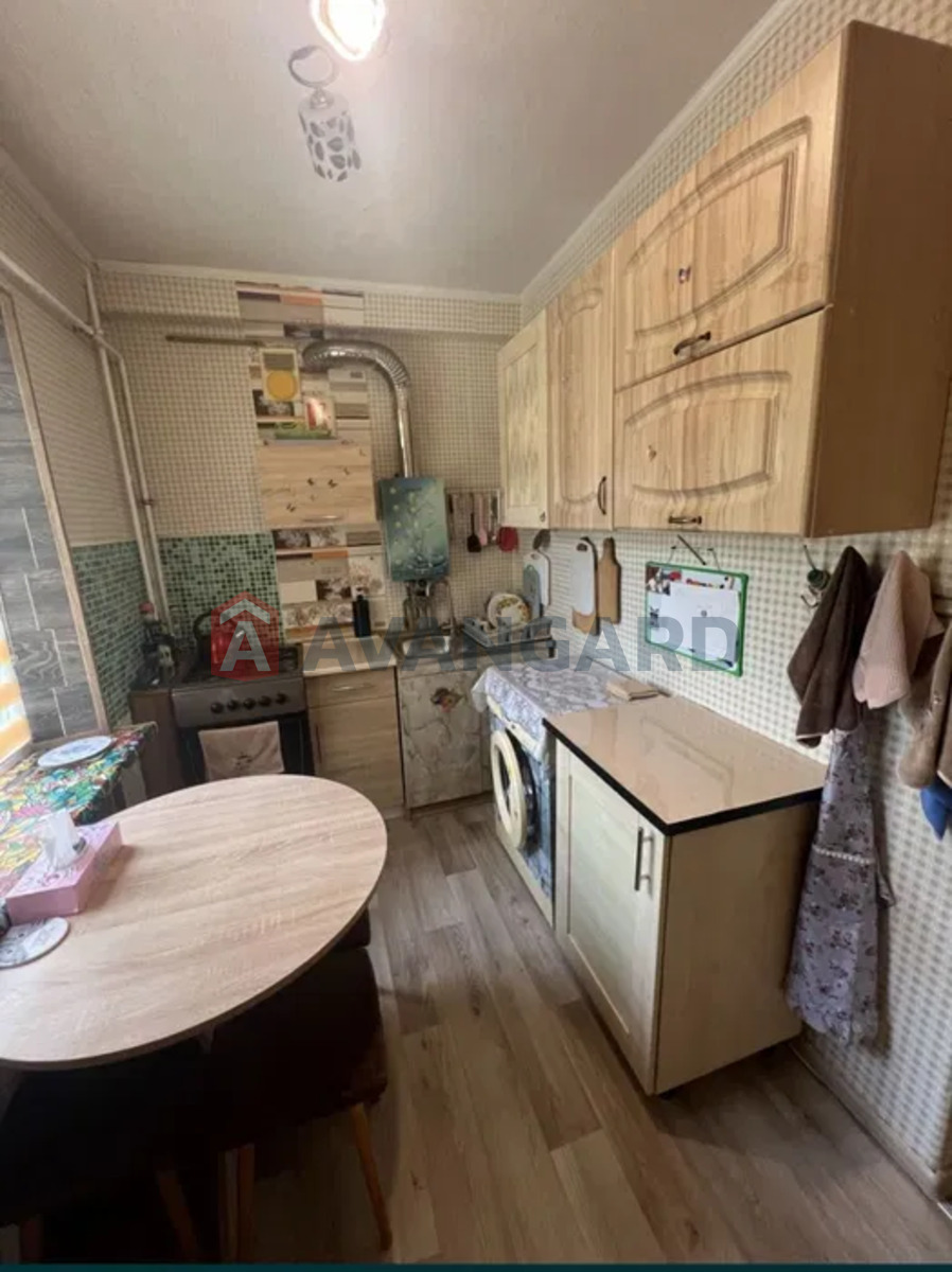 3 ����. ��������, 54/-/6 ��. �., 2/5 ���� ���� 3