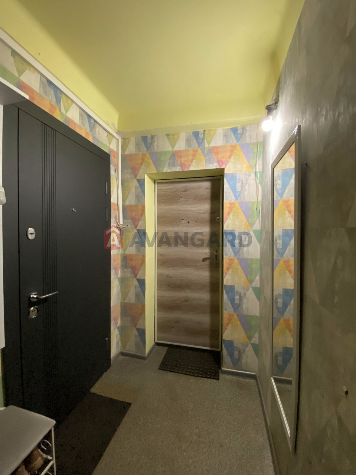 2 ����. ��������, 56/-/20 ��. �., 9/9 ���� ���� 28