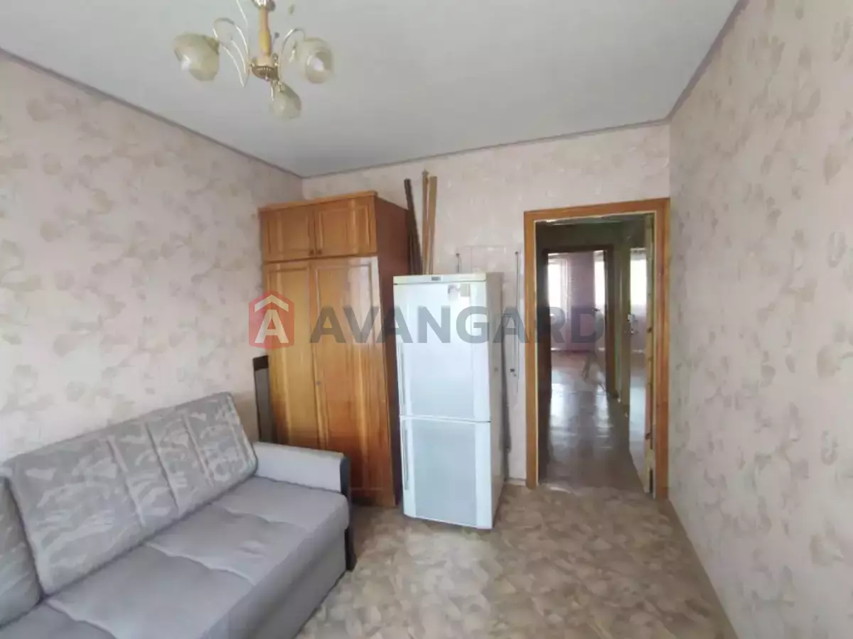 3 ��. ��������, 65/39/8 ��. �., 7/9 ������ ���� 13