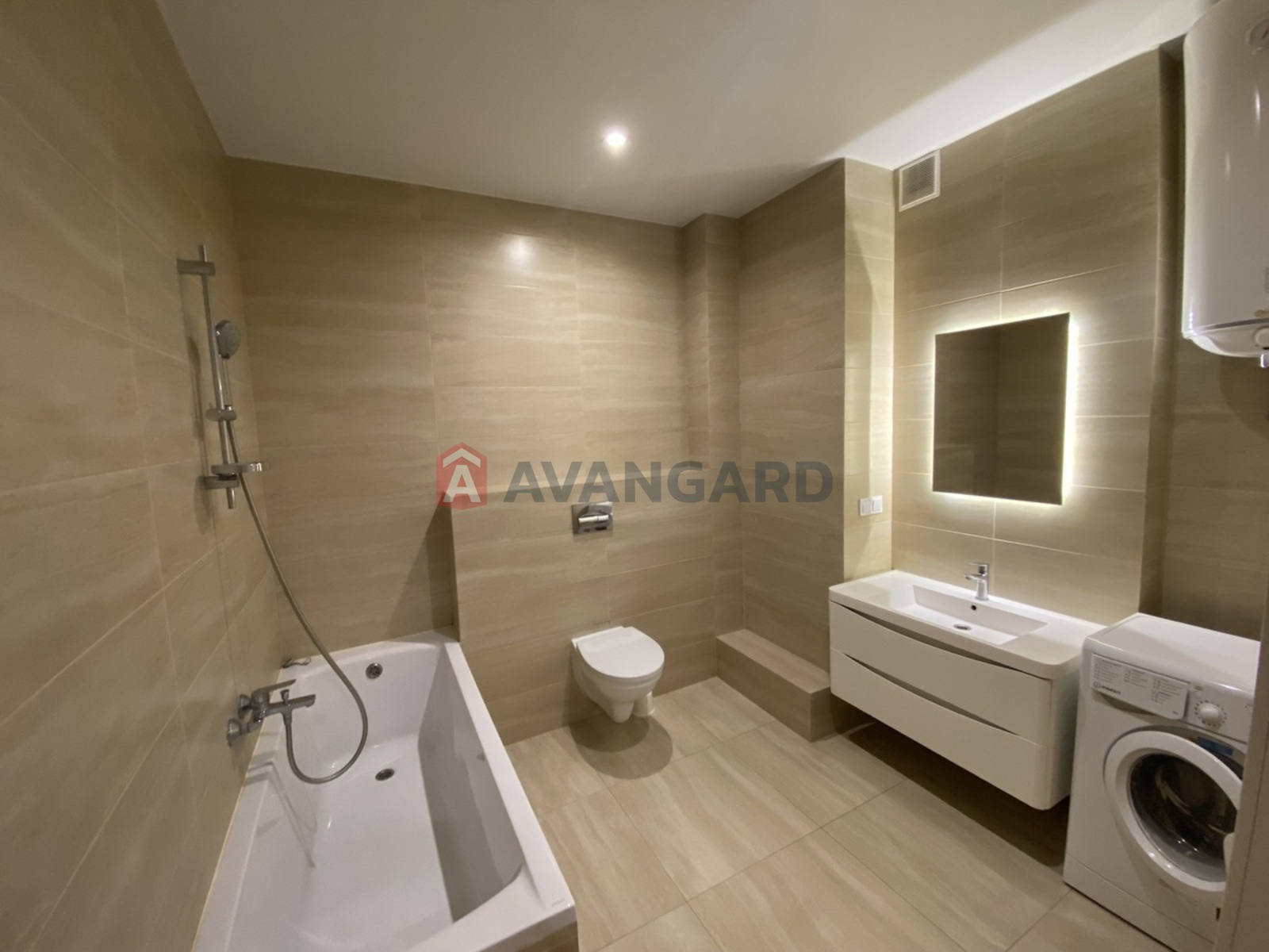 2 ��. ��������, 68/26/23 ��. �., 16/26 ������ ���� 4