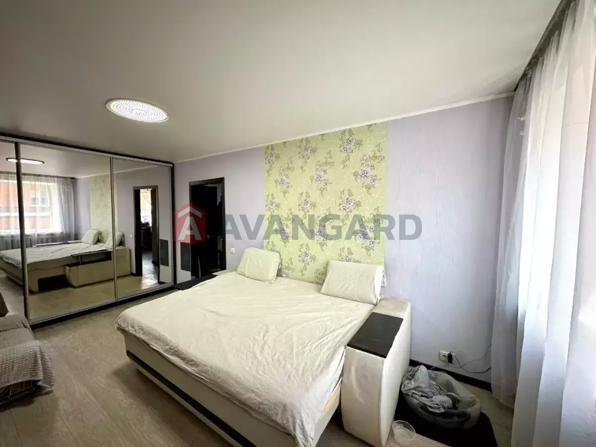 1 ����. ��������, 30/16/6 ��. �., 5/5 ���� ���� 8