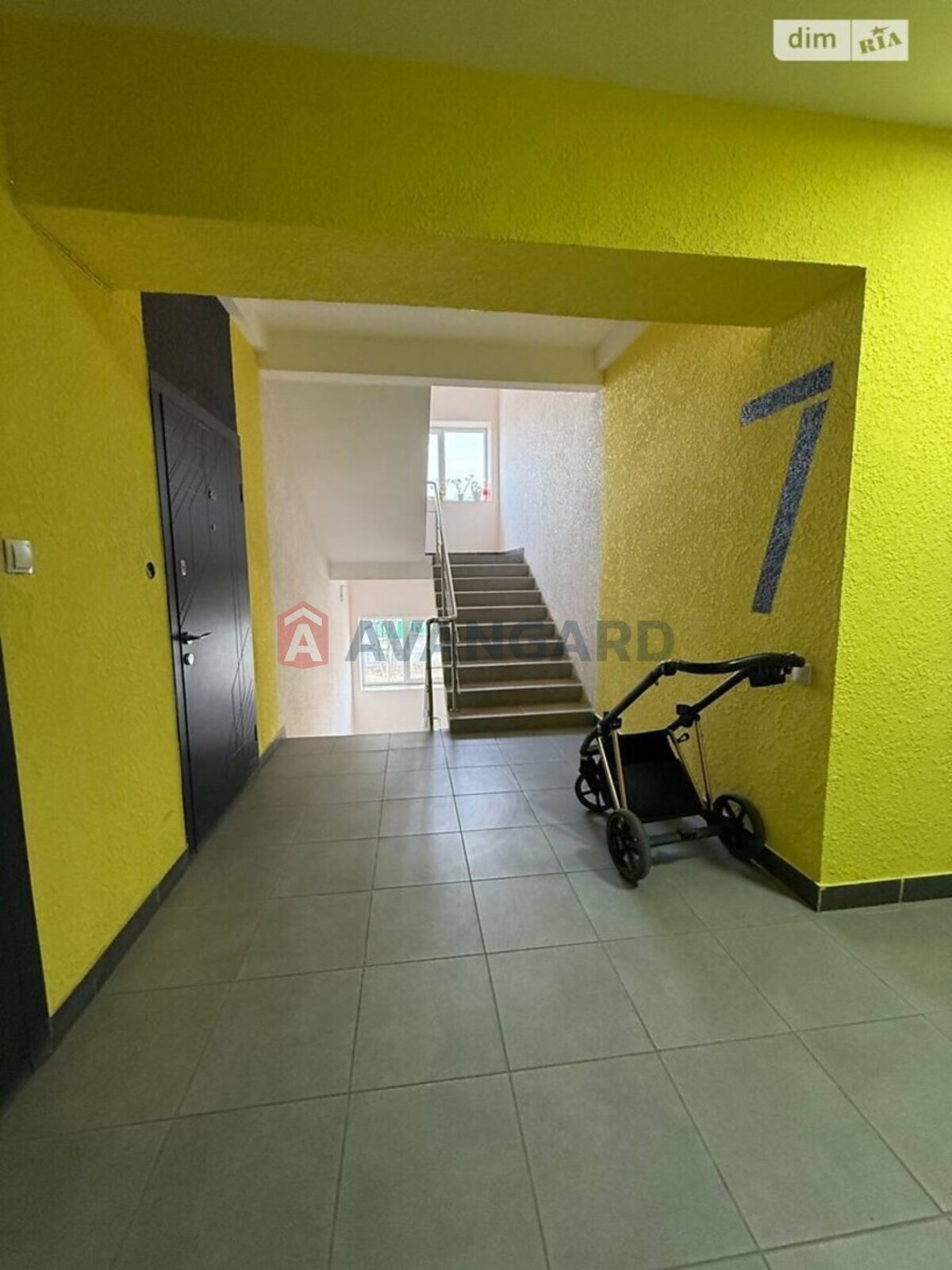 1 ��. ��������, 58/-/- ��. �., 7/10 ������ ���� 15