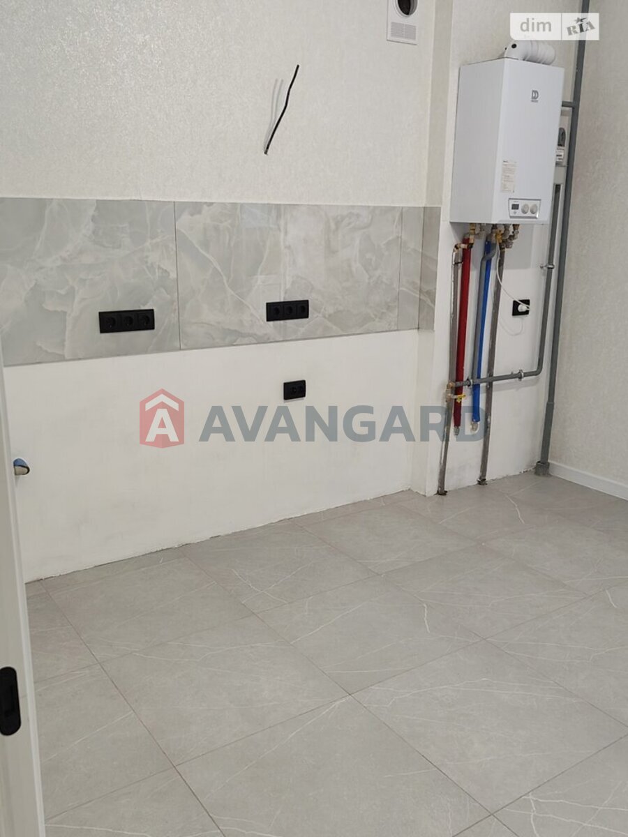 1 ��. ��������, 45/23/11 ��. �., 8/10 ������ ���� 5