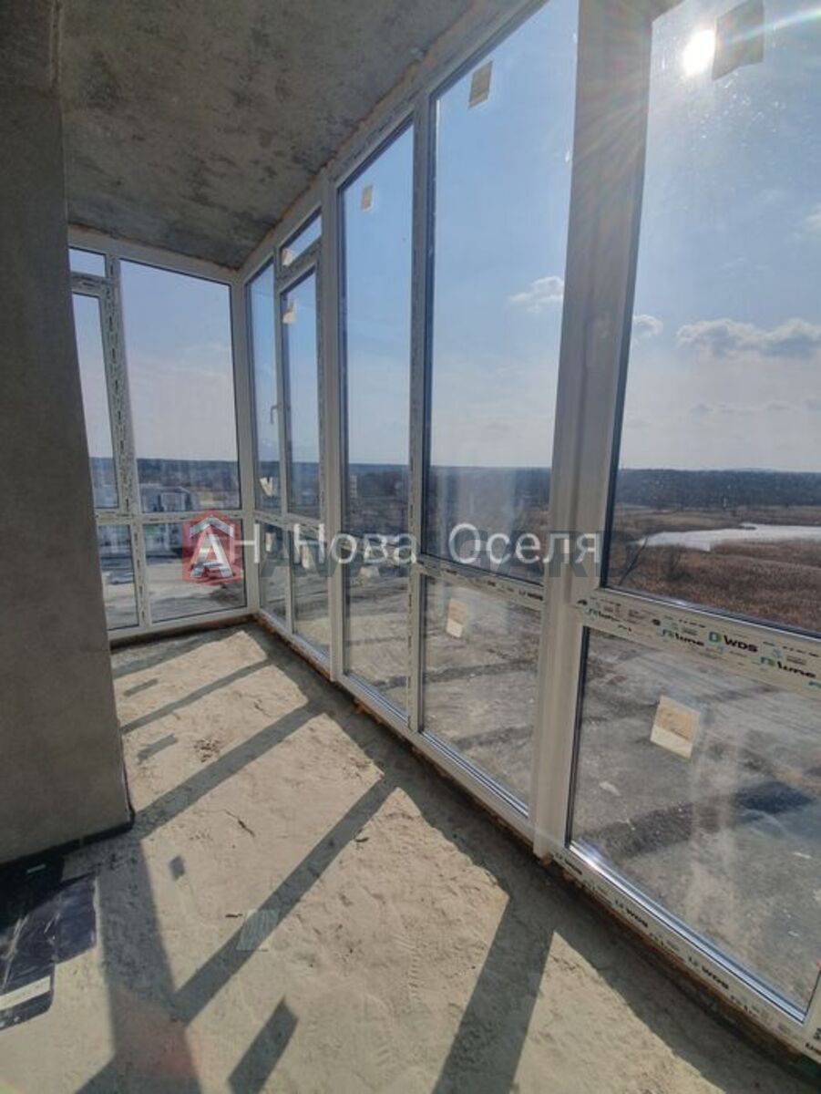 1 ��. ��������, 84/-/21 ��. �., 7/10 ������ ���� 4