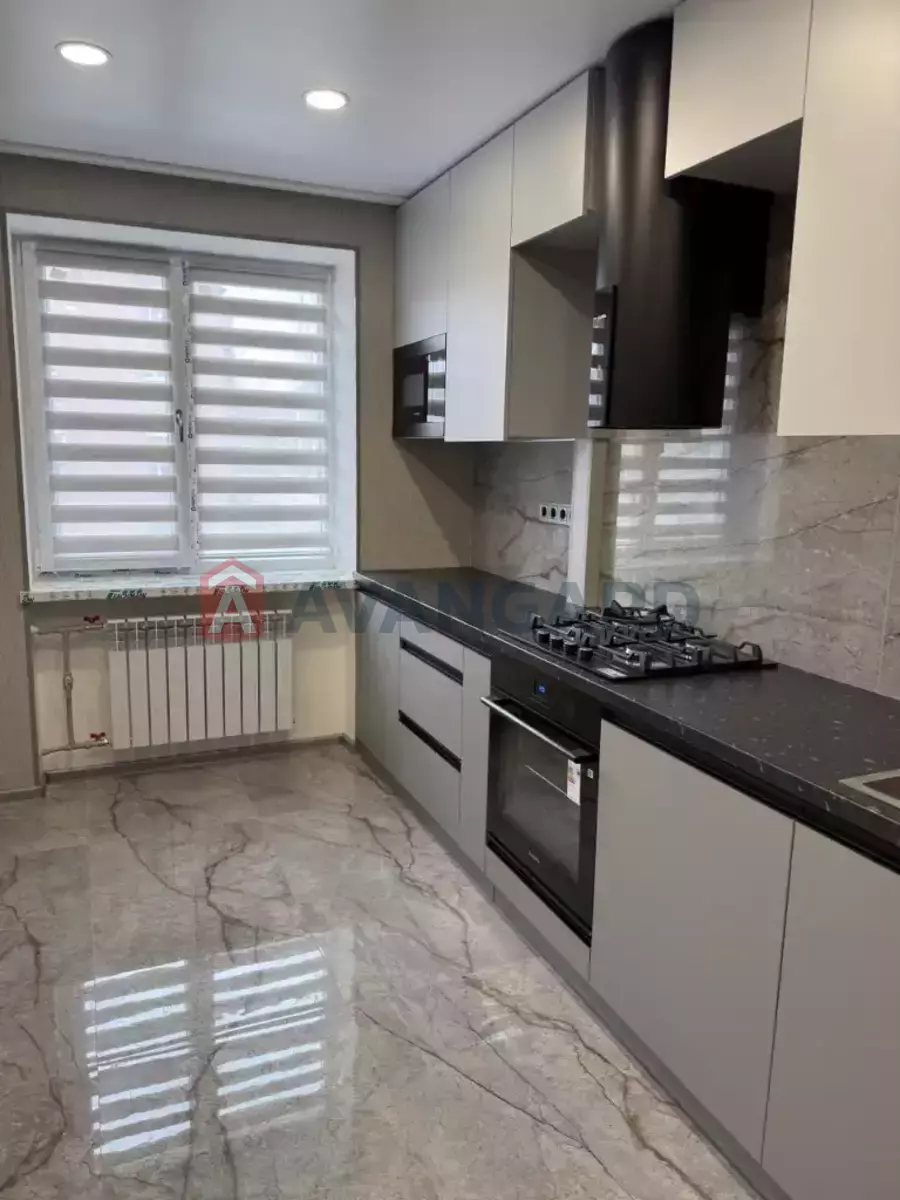 3 ��. ��������, 68/-/10 ��. �., 3/9 ������ ���� 2