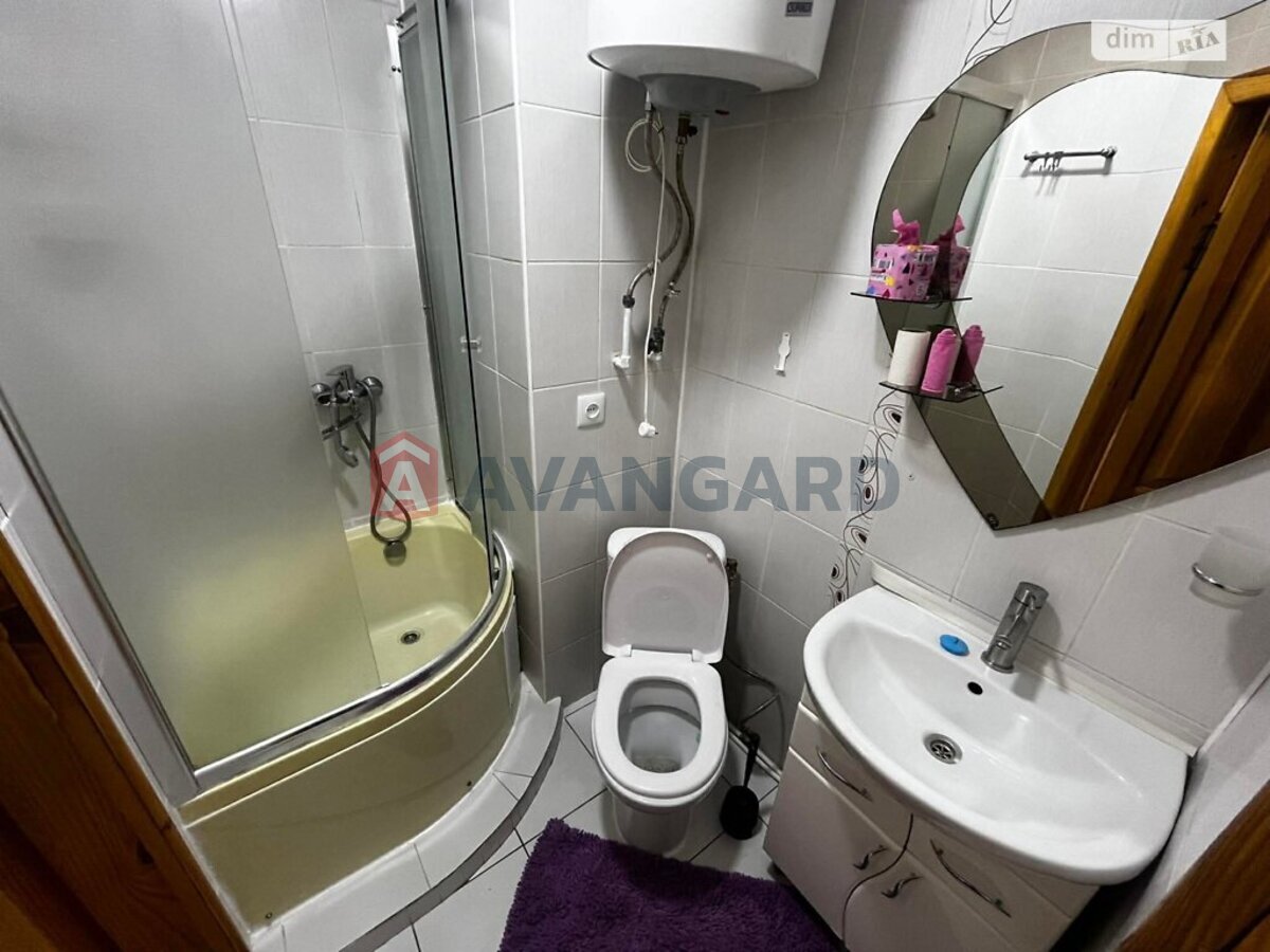 1 ��. ��������, 23/14/4 ��. �., 1/9 ������ ���� 23