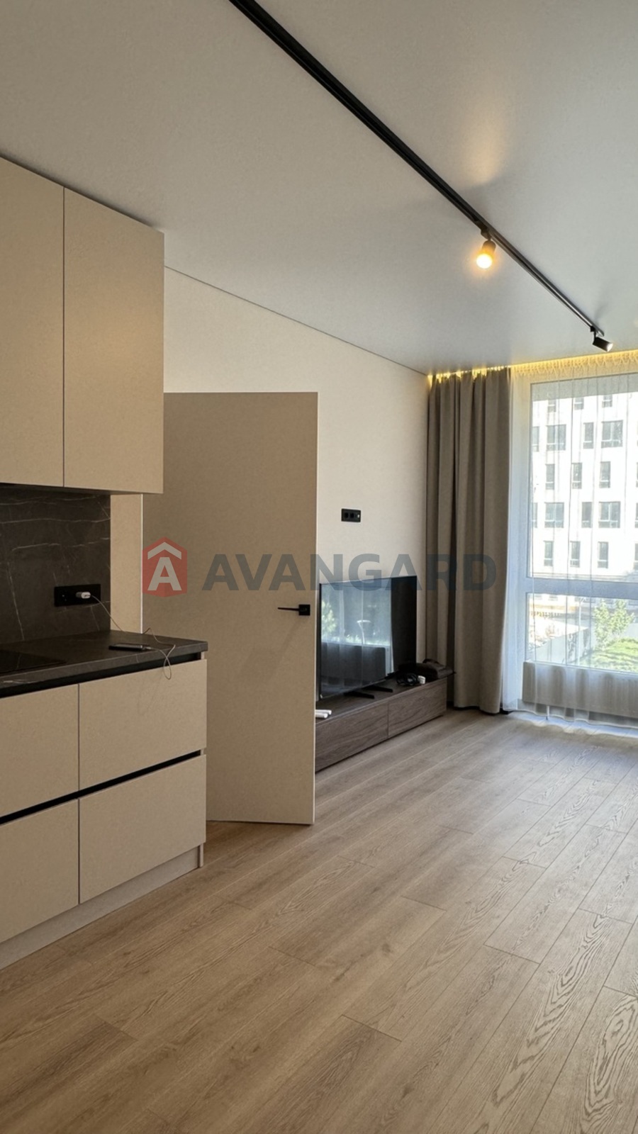 1 ��. ��������, 49/13/27 ��. �., 15/26 ������ ���� 3