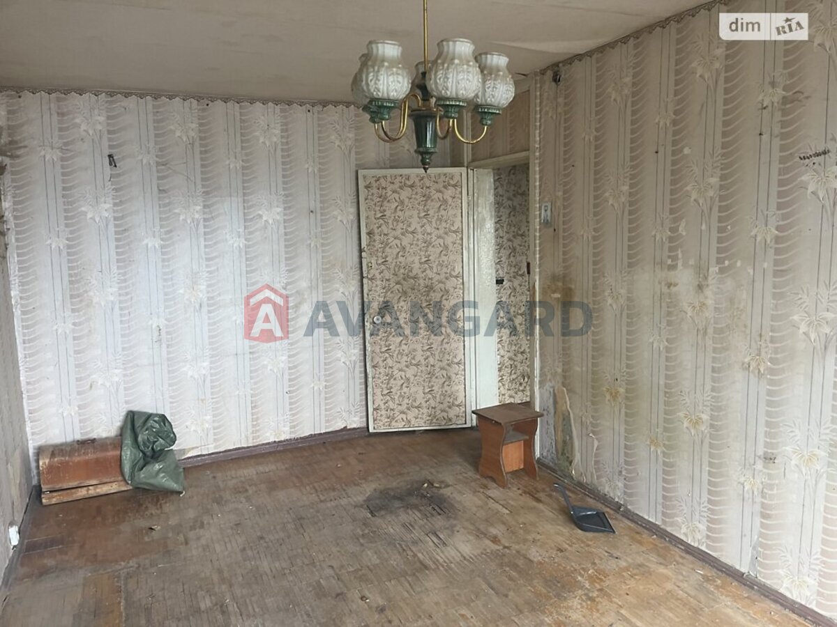 2 ��. ��������, 47/-/- ��. �., 5/5 ������ ���� 7