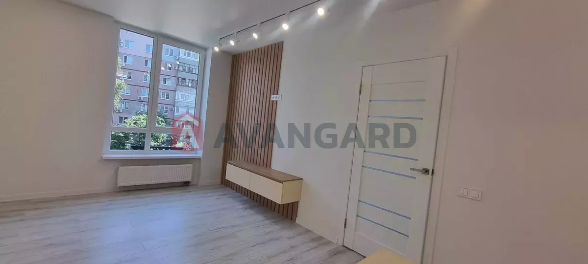 2 ����. ��������, 48/-/20 ��. �., 3/17 ���� ���� 14