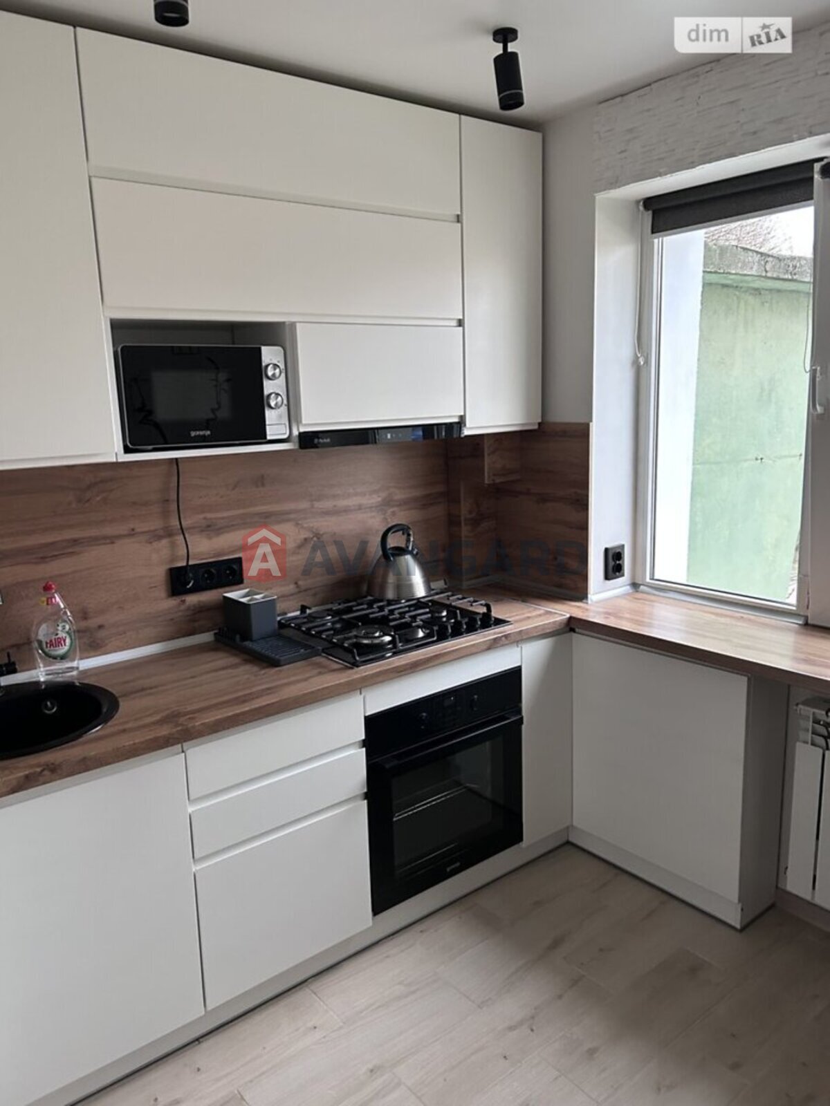 3 ��. ��������, 55/-/- ��. �., 1/5 ������ ���� 16