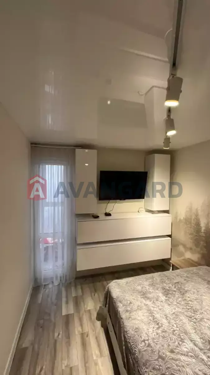 1 ��. ��������, 36/19/4 ��. �., 3/5 ������ ���� 5