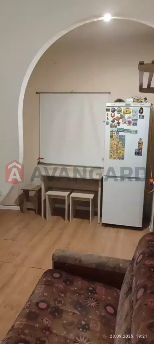 2 ��. ��������, 21/21/8 ��. �., 1/4 ������ ���� 5