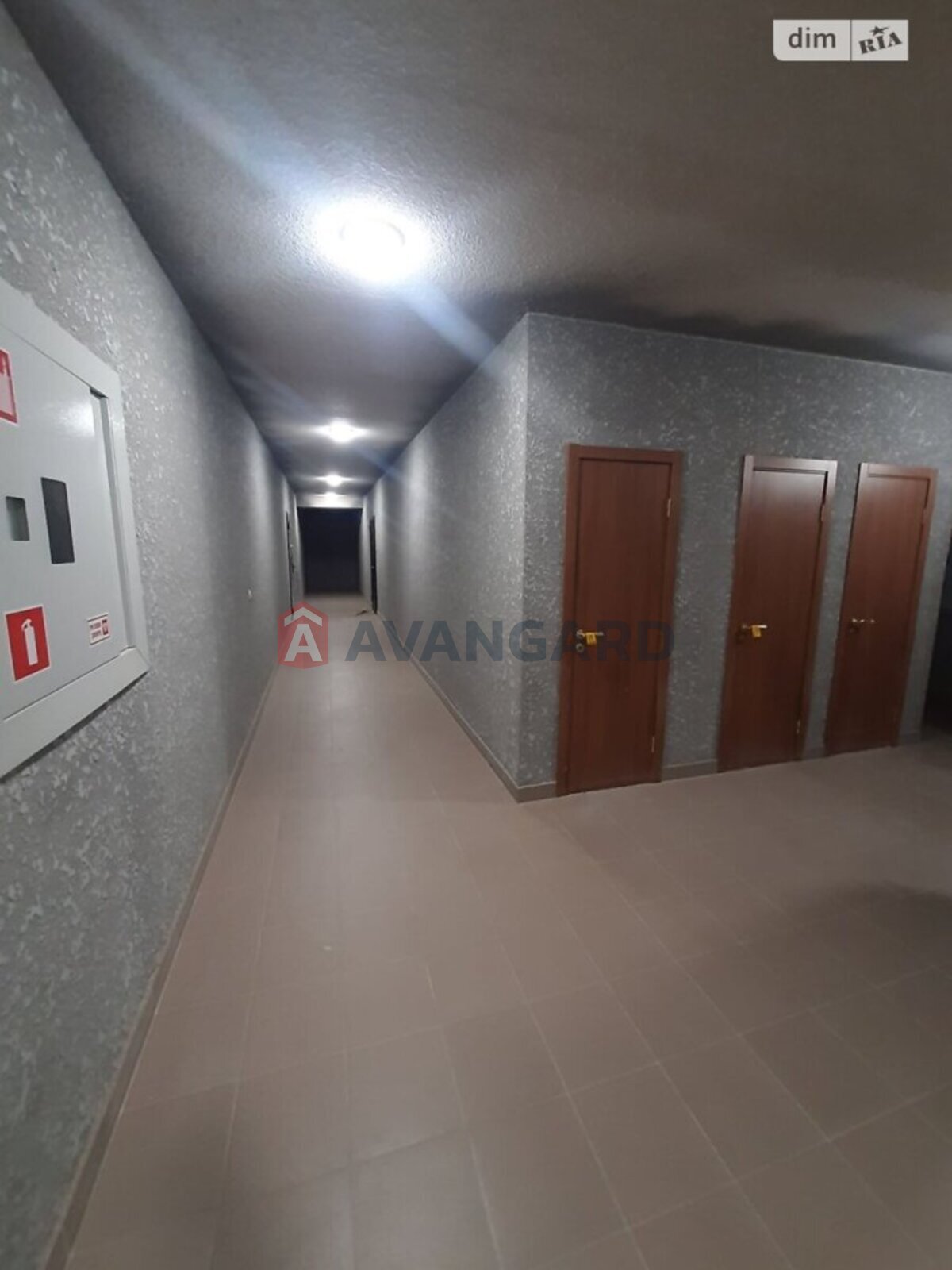 2 ��. ��������, 58/27/15 ��. �., 9/10 ������ ���� 12