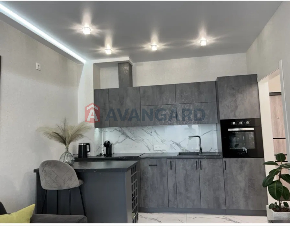 3 ����. ��������, 55/-/18 ��. �., 5/16 ���� ���� 1