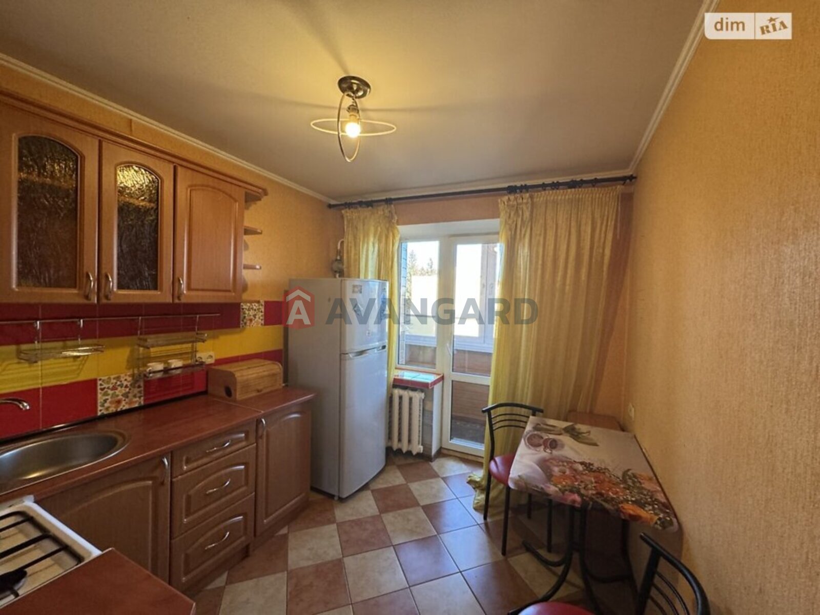 2 ��. ��������, 46/28/7 ��. �., 5/9 ������ ���� 4