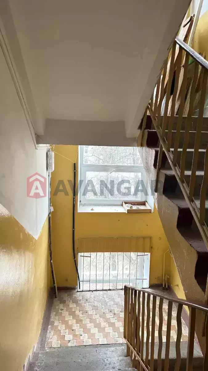 1 ��. ��������, 31/18/6 ��. �., 4/5 ������ ���� 9