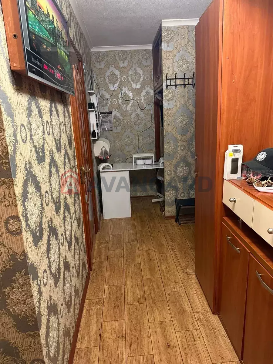 2 . , 50/-/7 . ., 2/5   10