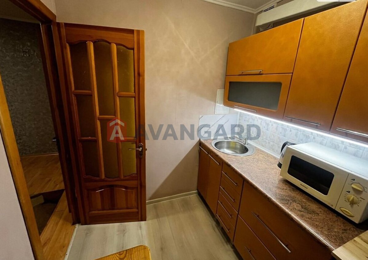 1 ��. ��������, 23/14/4 ��. �., 1/9 ������ ���� 19