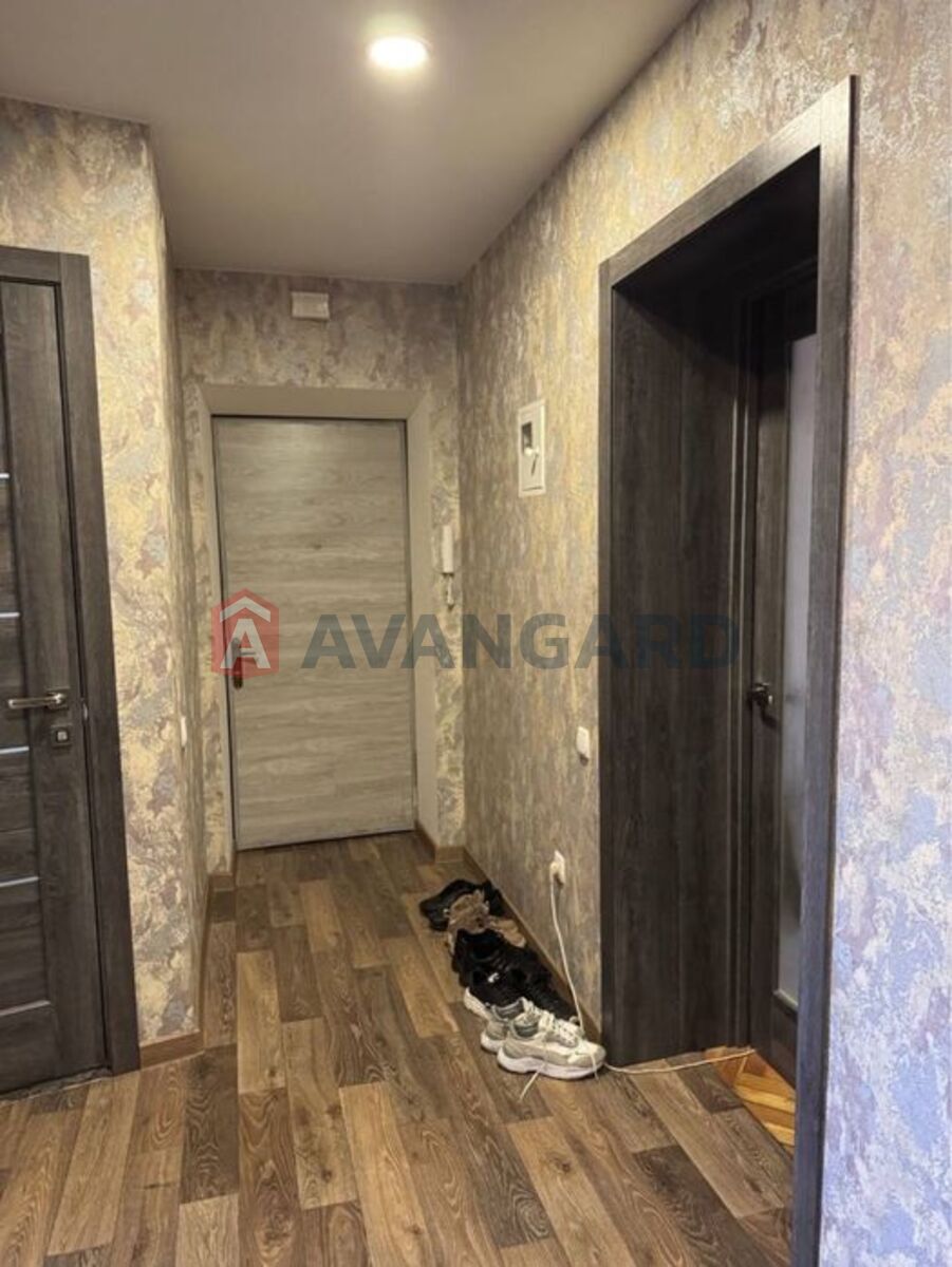 3 ��. ��������, 62/-/6 ��. �., 5/5 ������ ���� 2