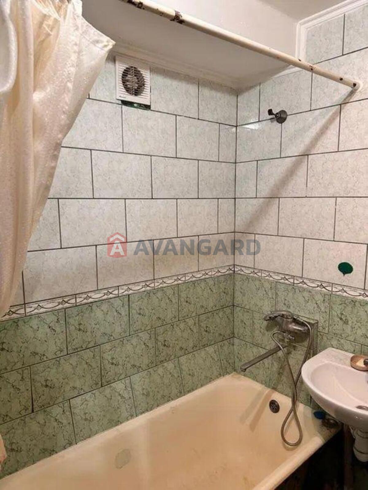 2 ��. ��������, 46/-/8 ��. �., 5/5 ������ ���� 7