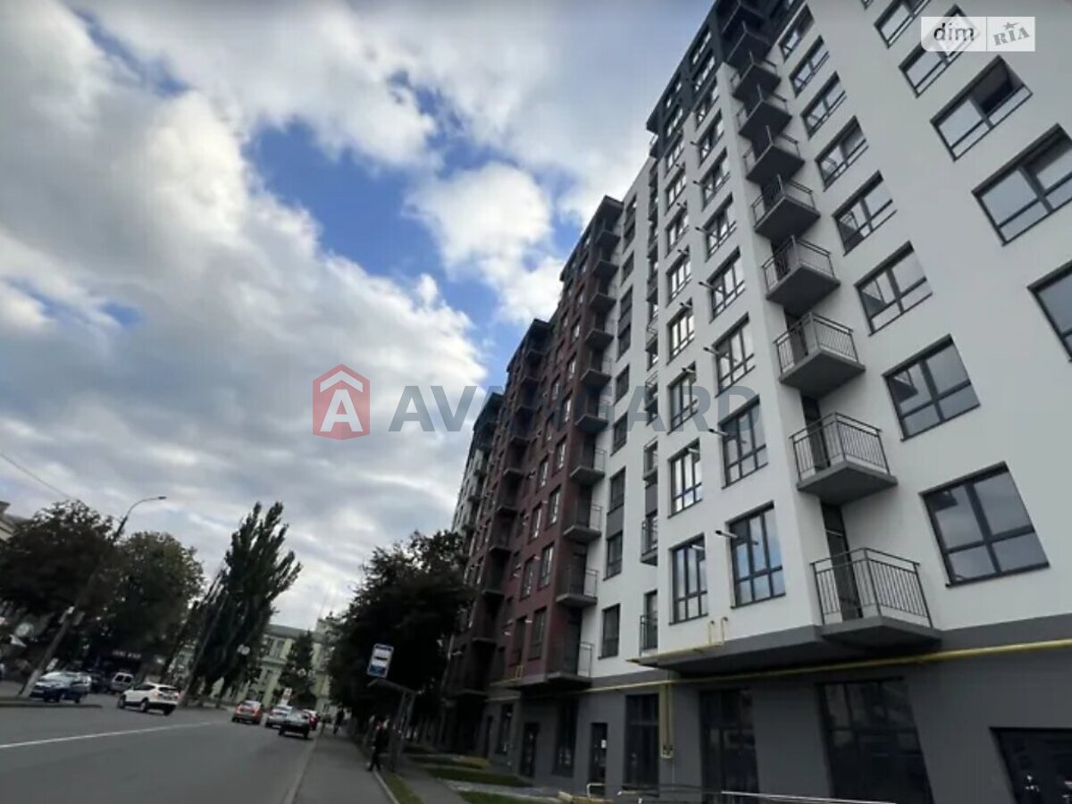 1 ��. ��������, 48/20/18 ��. �., 3/11 ������ ���� 3