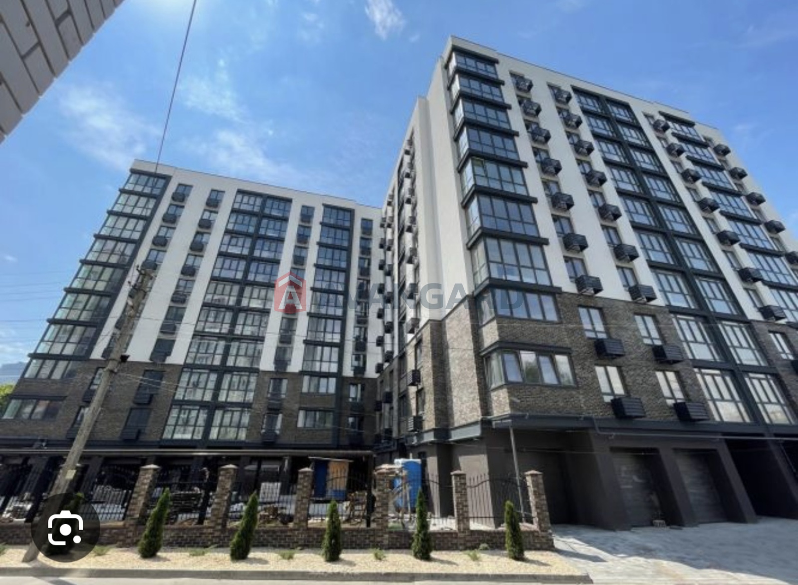 2 кім. квартира, 47/-/10 кв. м., 4/10 поверх фото 1 2 кім. квартира, 47/-/10 кв. м., 4/10 поверх фото 1